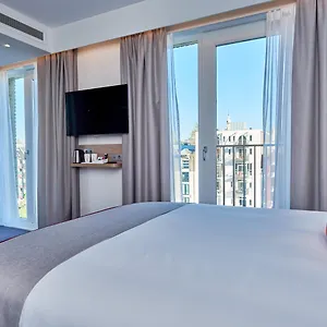 Express - Hall By Ihg מלון