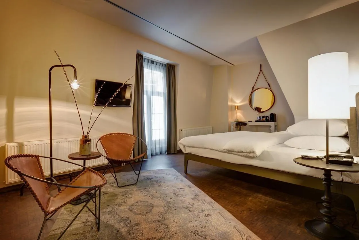 Hotel V Nesplein Amsterdam