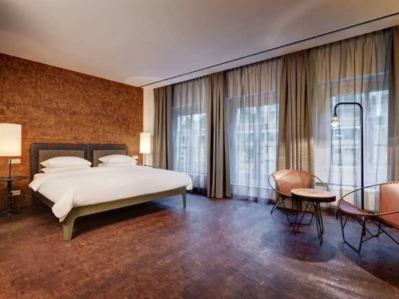 Hotel V Nesplein Amsterdam